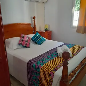Maison Creole Chaleureuse Avec Stationnement Hébergement de vacances
